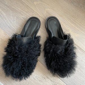 Freda Salvador Dorinda shearling mules NEW 7 fits sizes 7 through 8 slides Black
